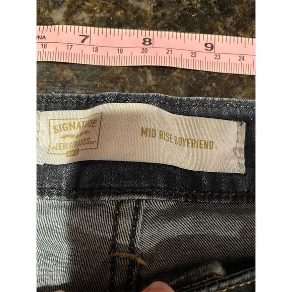 Women's Blue Jeans - Picture 14 of 14